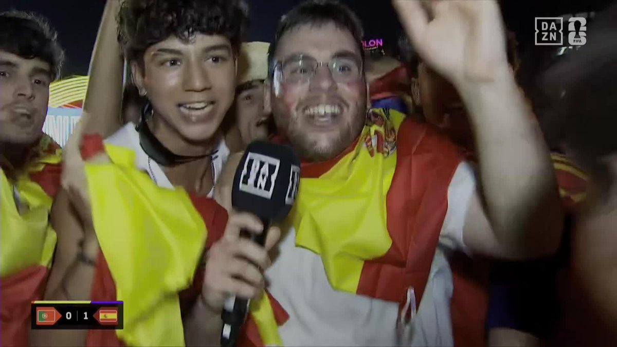 ¡LA LOCURA TOTAL EN LAS CALLES DE MADRID! 🔥 "¿Dónde está CR7? ¿CR7 dónde está" #DAZNMundial