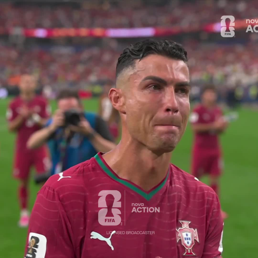 Cristiano Ronaldo na MS: ▫️6 turnajů ▫️27 zápasů ▫️11 gólů + 2 asistence ▫️1 hattrick (proti 🇪🇸 v roce 2018) ▫️1. hráč, který dal gól na šesti MS ▫️4. místo - nejlepší umístění s 🇵🇹 (2006) ▫️3x vyřazen v OF, 1x ve ČF a 1x ve skupině