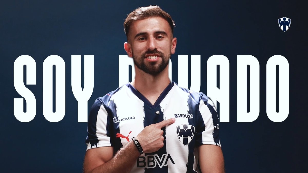 "Estoy entusiasmado por este nuevo desafío. Me entrego al máximo por el equipo, quiero ganar siempre. Estoy muy agradecido con la Afición por el recibimiento".🎙️ Diego Rossi.🇺🇾👊🏼 ¡Bienvenido al Club de Futbol Monterrey, Diego!🔵⚪