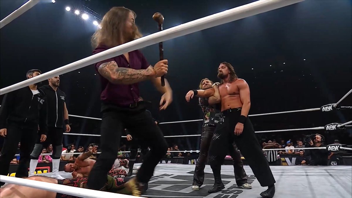 Even with Adam Copeland at their side, Switchblade Jay White and the Bang Bang Gang were unable to fight back against the combined might of The Dogs and the Death Riders! Watch the #AEWCollision replay RIGHT NOW on @HBOMax!