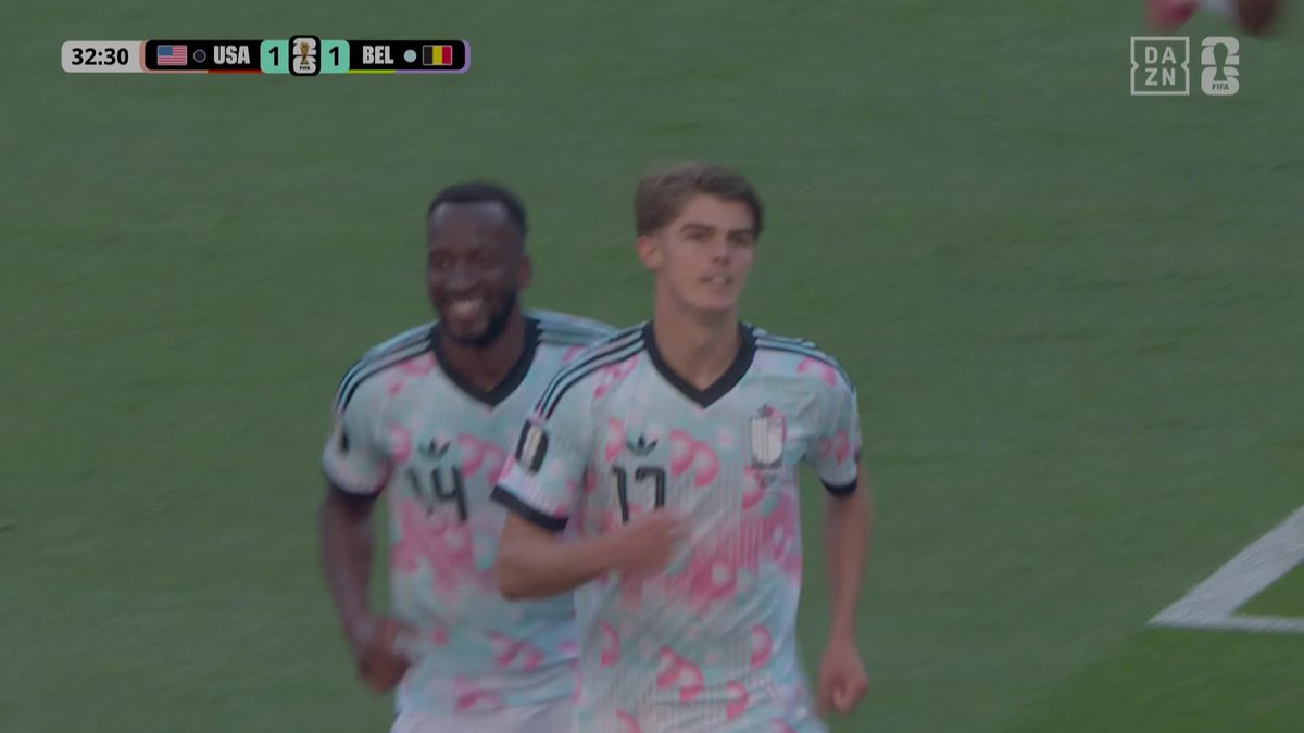QUÉ BONITO ES EL FÚTBOL CUANDO SE VUELVE LOCO 😍 Tillman empató para Estados Unidos... ¡Y MENOS DE DOS MINUTOS DESPUÉS VOLVIÓ A MARCAR DE KETELAERE PARA BÉLGICA! 🤯 #DAZNMundial #FIFAWorldCup