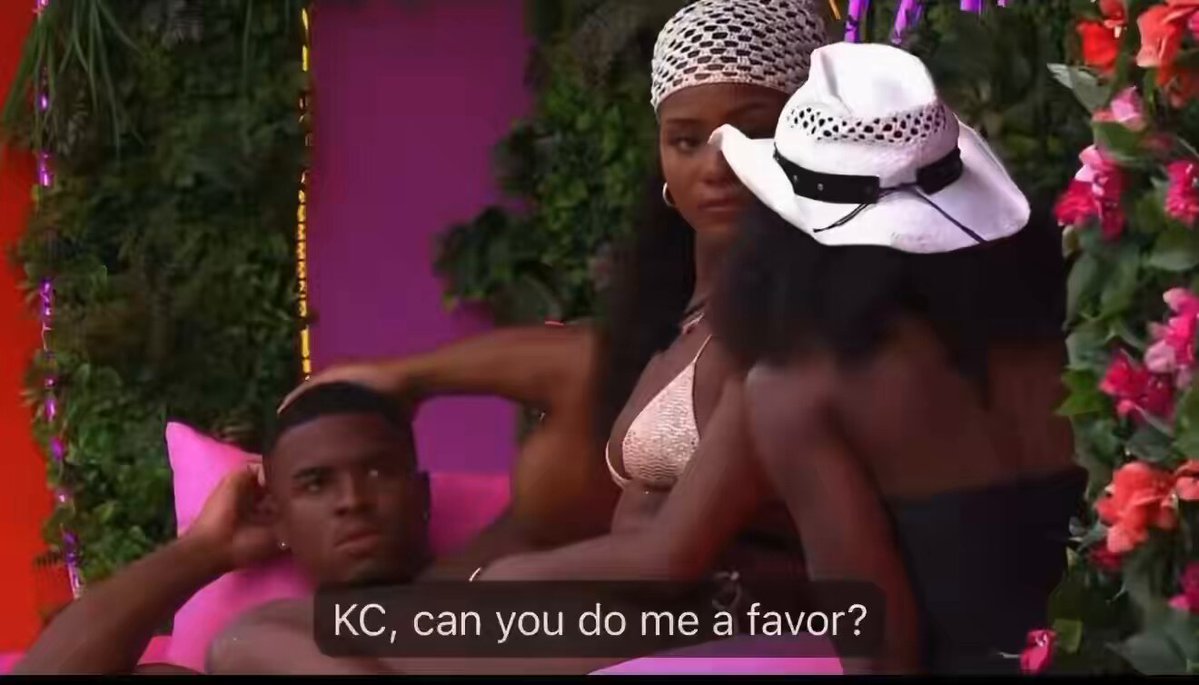 This was very telling, you can’t tell me Aniya still don’t like KC when she chose him to help her instead of “Prince Charming” Carl 😭 but y’all swear KC &amp; TiTi were the problem 🙄 #LoveIslandUSA