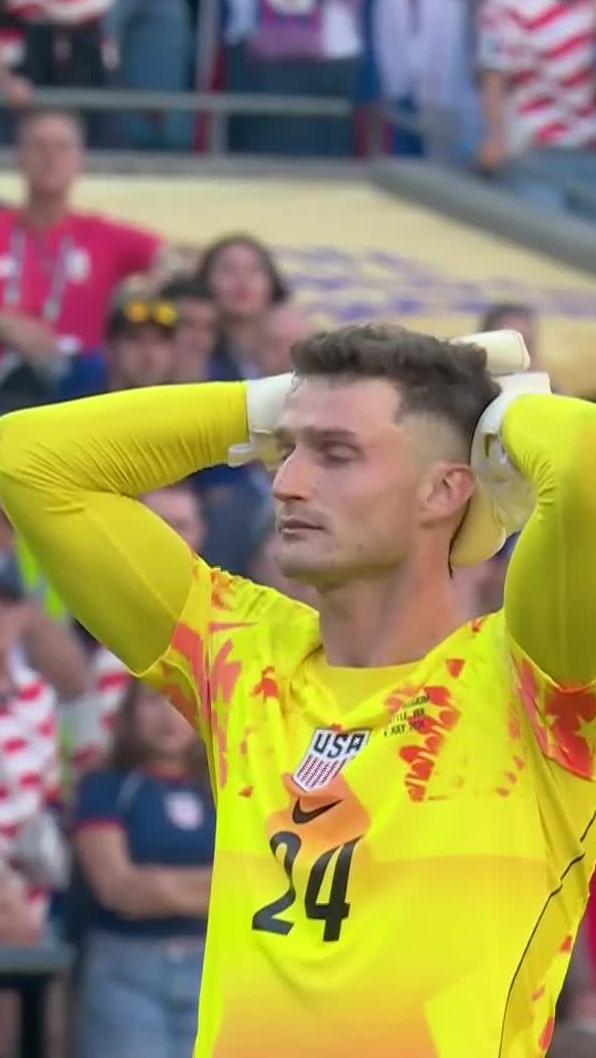 Matt Freese makes a complete mess of it and gives Belgium another gift 🎁🇧🇪 📺 Stream #FIFAWorldCup2026 on DStv: