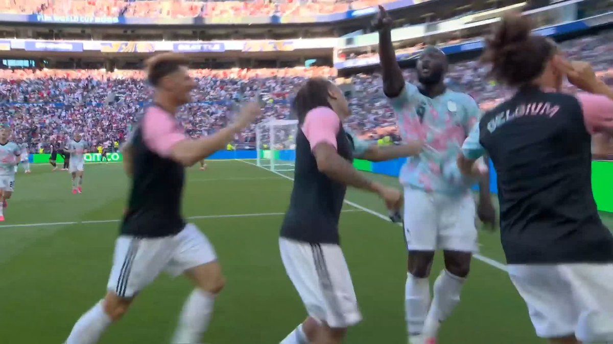 Top trolling from Belgium. Belgium hammer the USA 4-1 in their own back yard and the players mock Donald Trump by doing his dance. #USABEL