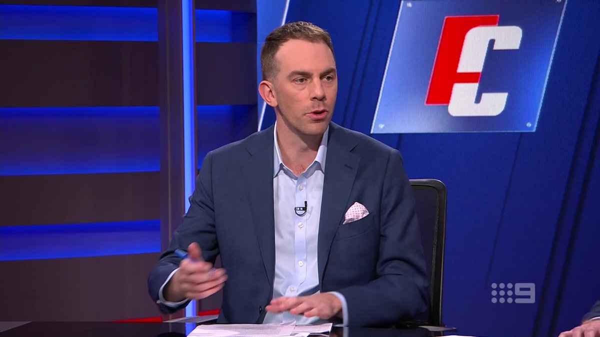 "Between sacking Brad Scott and announcing their process, the Bombers created a dossier of responses from senior players" Callum Twomey reports Essendon surveyed its senior players about what they want in their next coach. #9FootyClassified | Watch on 9 & 9Now 🖥️