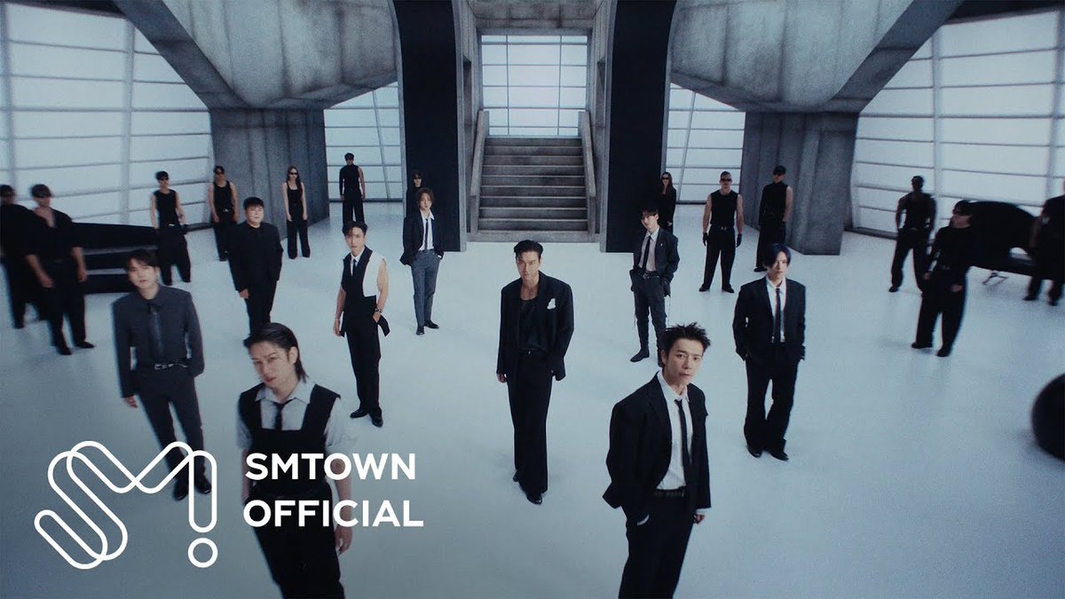 1 year ago today, SUPER JUNIOR released their 12th Album ‘Super Junior25’ with title track ‘Express Mode’.