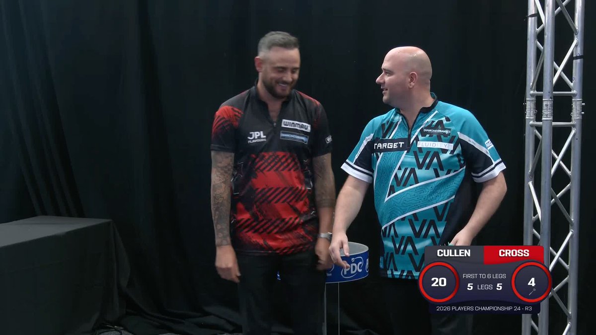 CROSS WINS ON DOUBLE ONE 😮💨 Rob Cross prevails in a last-leg decider against Joe Cullen with a dramatic ending after multiple missed match darts from both players! At least Joe saw the funny side of it 🤣 📺 #PC24