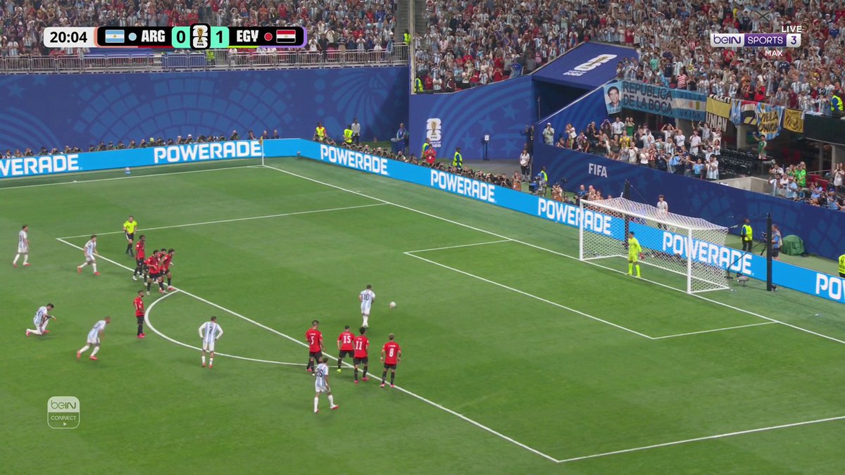 شوبير يحرم ميسي من هز الشباك بتصدٍ رائع لركلة الجزاء! 🧤😮