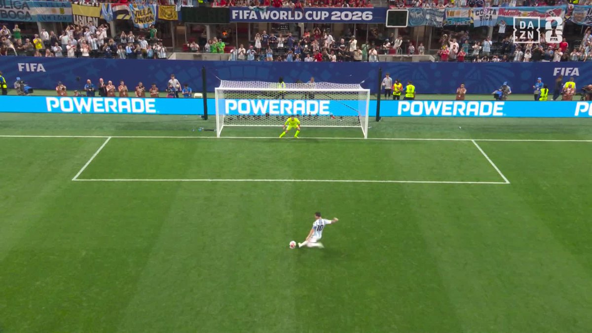 メッシ🇦🇷のPKをショベイルがストップ！ エジプト🇪🇬の守護神がビッグセーブで同点を許さない 🏆️#FIFAワールドカップ ラウンド16 🆚アルゼンチン×エジプト 📱#DAZN ライブ配信中 #本気で楽しむならDAZN コカ･コーラ