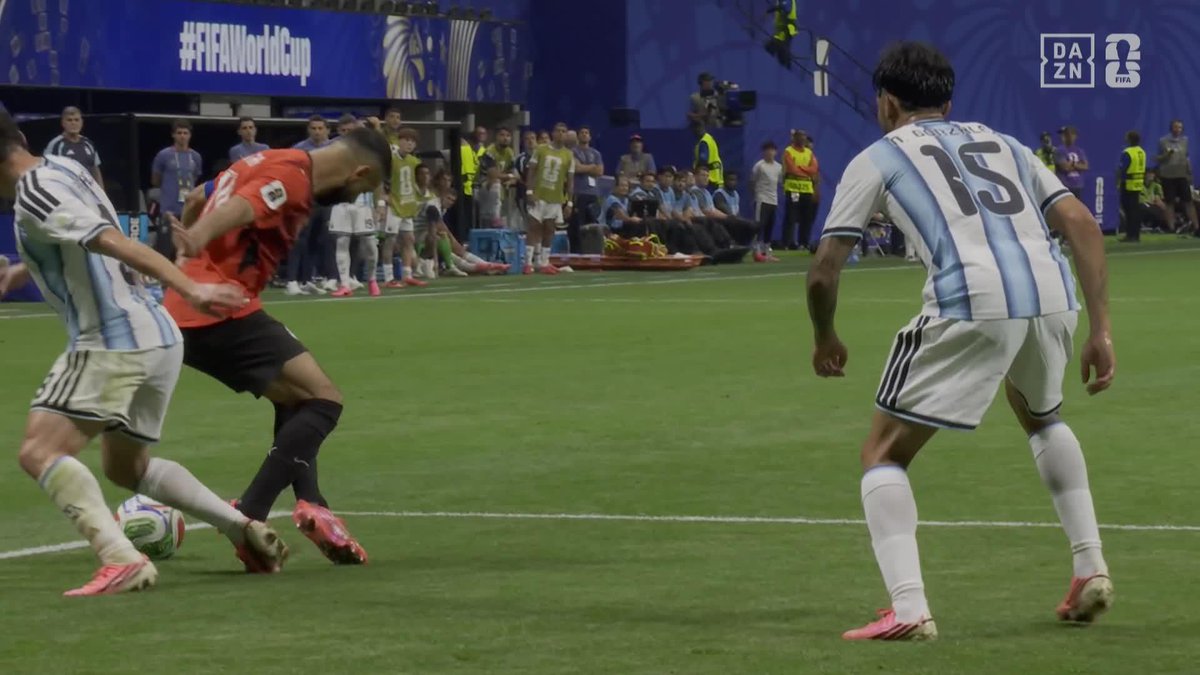 LA ACCIÓN POR LA QUE EGIPTO RECLAMÓ PENALTI Y DESATÓ LA LOCURA FINAL 😱 #DAZNMundial