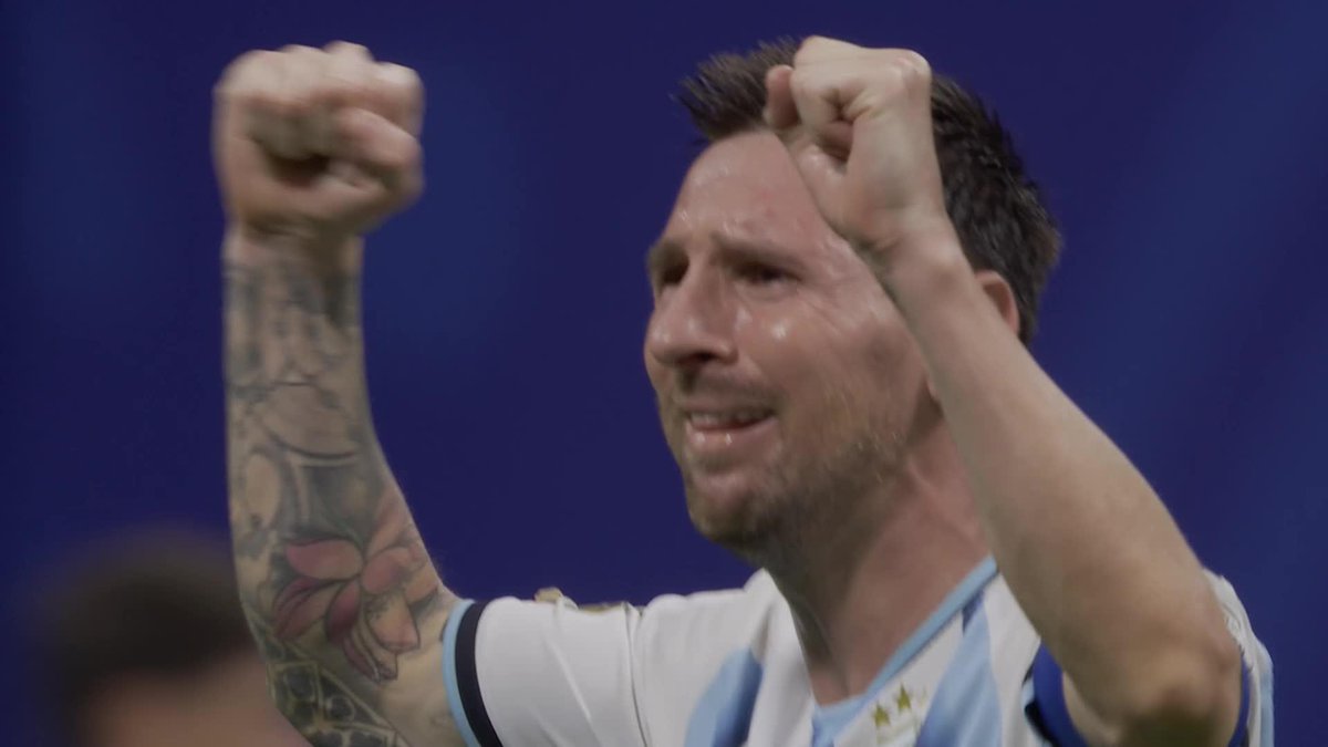 HISTORIA DE LOS MUNDIALES 😱 MESSI, BAÑADO EN LÁGRIMAS TRAS LA BRUTAL REMONTADA DE ARGENTINA #DAZNMundial