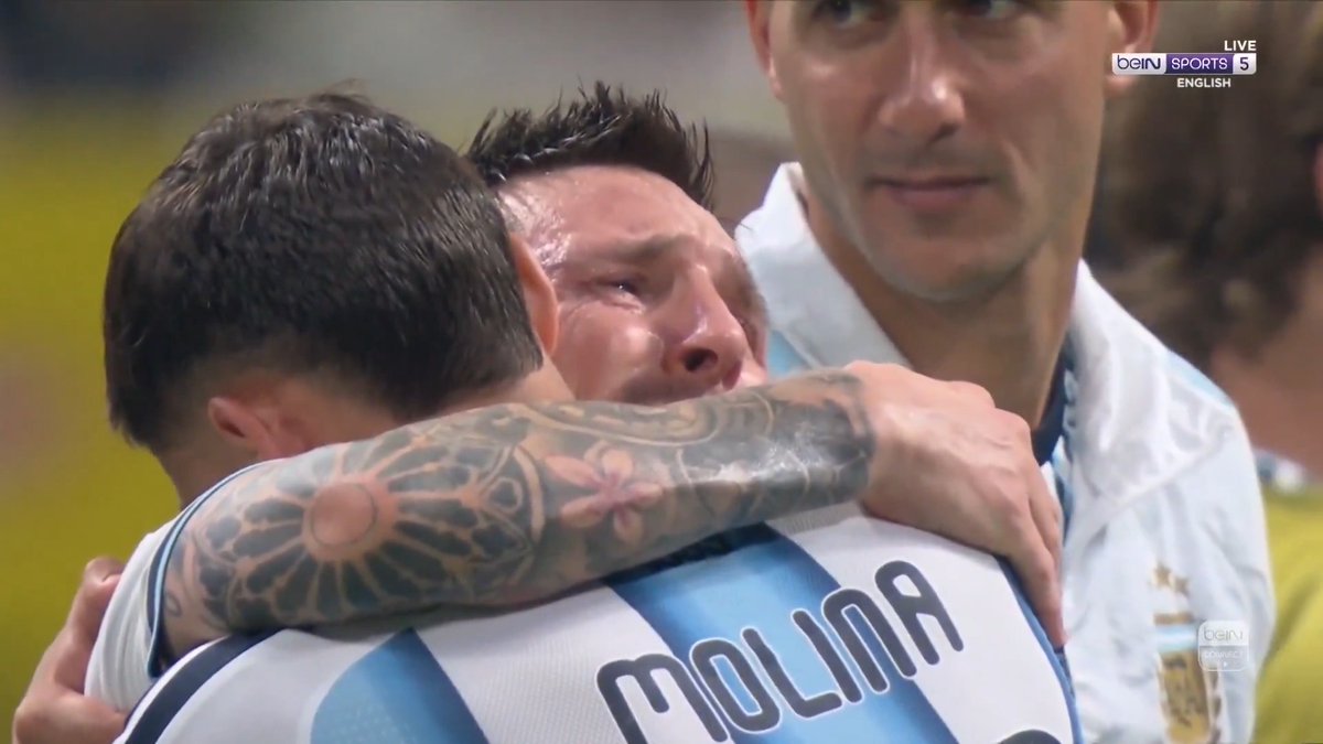 🚨🚨🚨🚨🚨🚨🚨🚨🚨 مقطع اليـوم!!!!!! الاسطورة ليونيل ميسي ينهار بـدموع الفرح بعد الفوز ميسي فعل المستحيل ويحتفل مع جماهير الارجنتين 🇦🇷 الاسطورة ليونيل ميسي لم يتمالك نفسه!!!!! 🤯🤯🤯🤯🤯🤯🤯🤯🤯🤯🤯🤯🤯🤯🤯🤯 💙💙💙💙💙💙💙💙💙💙💙💙💙💙💙💙
