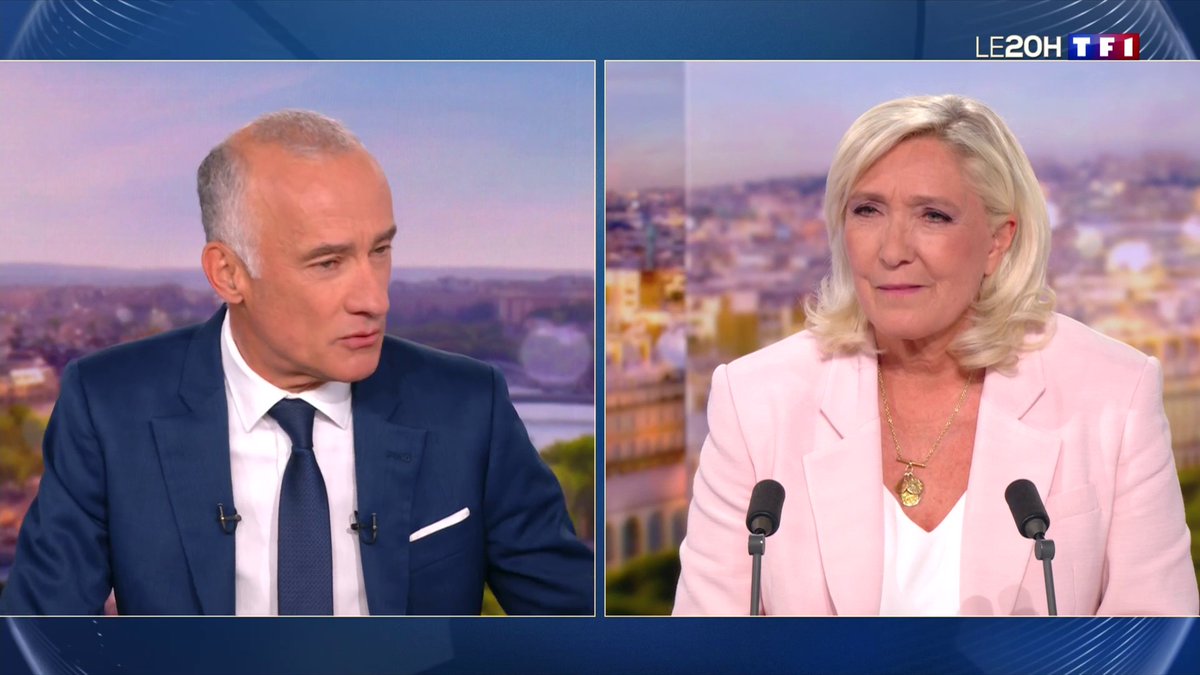 Marine le Pen : "Ce soir, je suis candidate à l'élection présidentielle. Je ne changerai pas d'avis"