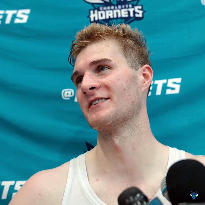 🎙️ Liam McNeeley: "It's been a great summer. I'm here, I wouldn't wanna be anywhere else than in the gym. I've been in the gym a lot, the guys have been in the gym a lot. It's good camaraderie and a good sense of joy going into this Summer League. We got a good group of guys... I really think we're gonna win another championship." "I've worked a lot on my body. My teammates have really pushed me in the weight room, like Moussa Diabate. He's put a lot of work in the weight room, and I'm motivated by him and the offseason that he's having. Just continuing to get better every day, constant improvement... that's what we're here for." (📹