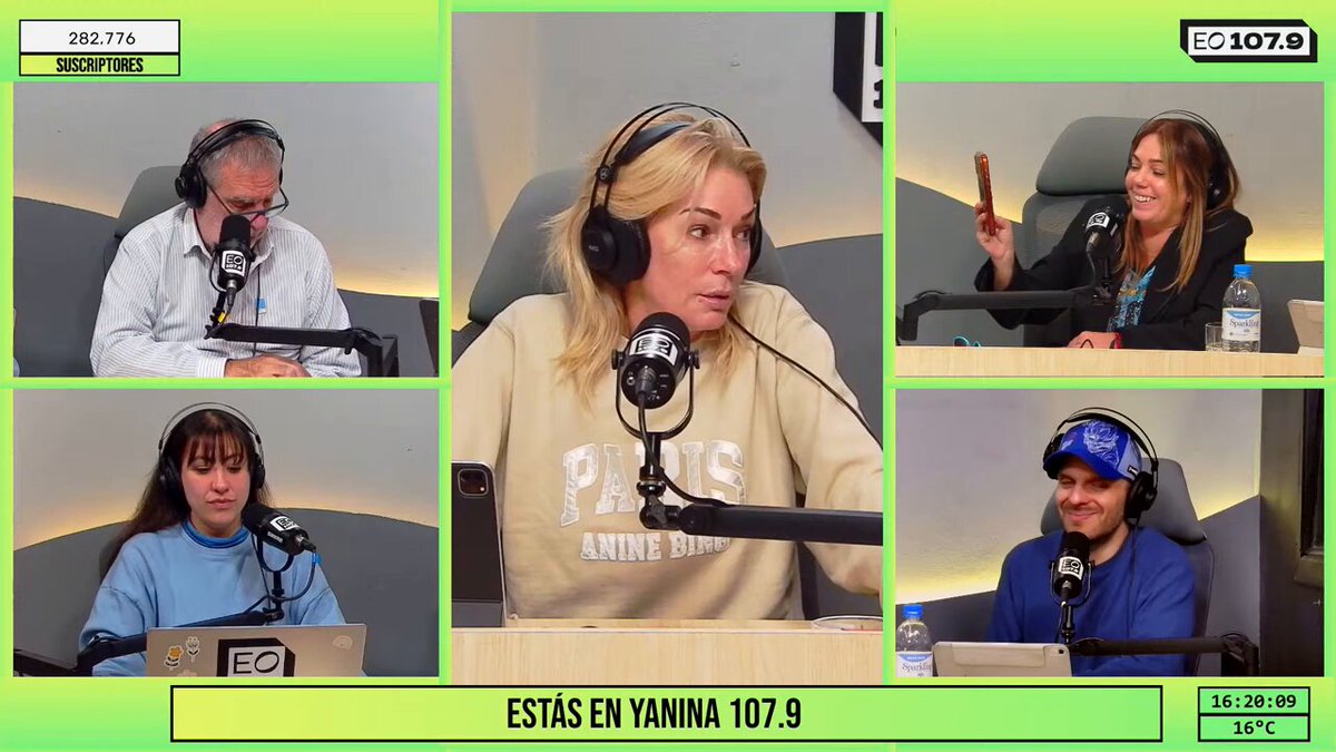 🗣️ “ES UN GRUPO HUMANO MARAVILLOSO” Yanina Latorre se emocionó con las lágrimas de Messi y Scaloni luego de la difícil clasificación a cuartos de final. 🟠 #Yanina1079 con Yanina Latorre, Pia Shaw, Lupe Ugalde, Gustavo Noriega y Martín Fernández Cruz 👉 Seguilo en vivo