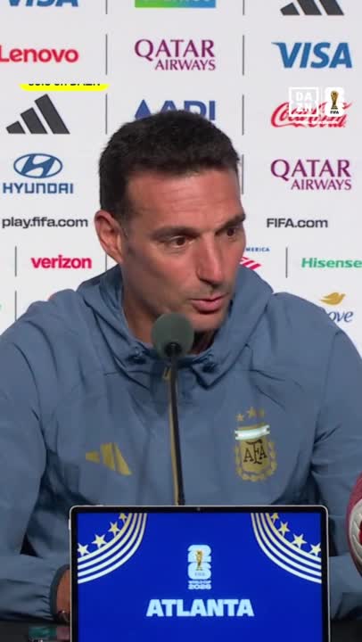 Scaloni y una remontada que recordará durante mucho tiempo🩵🤍 🗣️"La mayoría que ha jugado al fútbol se hizo entrenador por días como hoy" #DAZNMundial #FIFAWorldCup