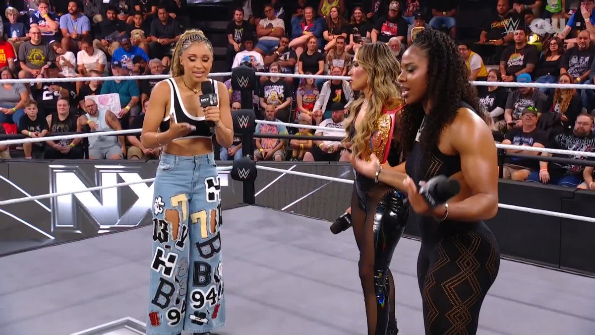 Things just got PHYSICAL and Kali Armstrong stands tall!! 👀