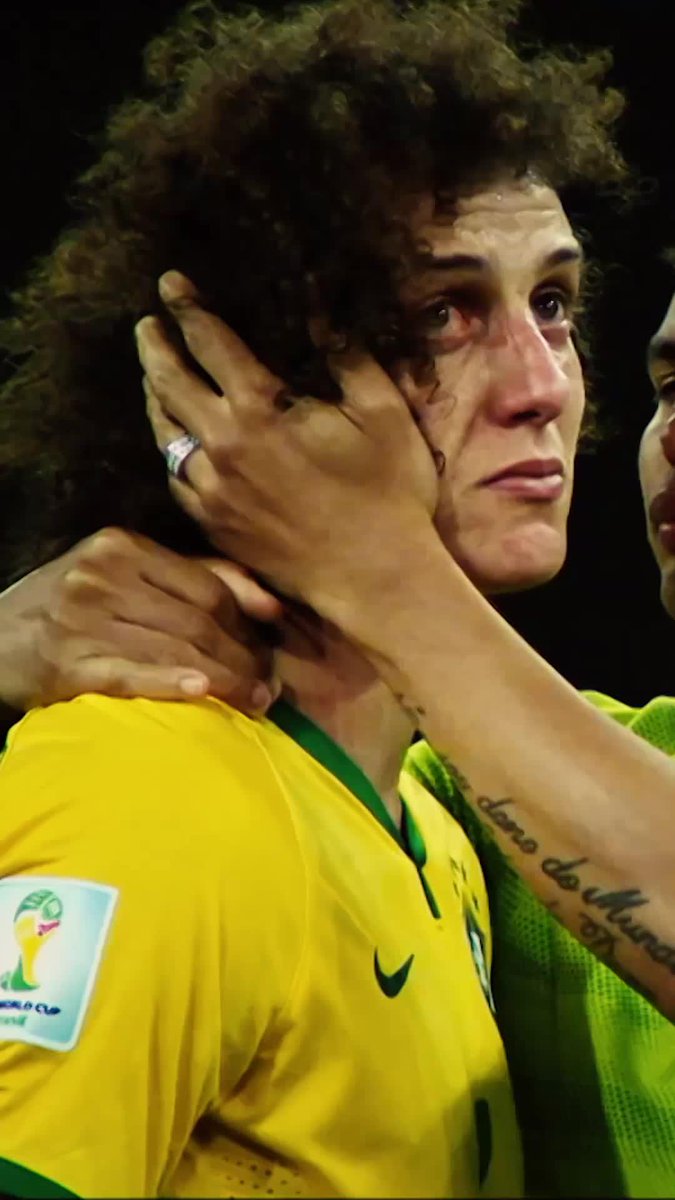 🤯 ¿QUÉ ES LO QUE MÁS RECORDÁS DE ESTE PARTIDO? 🇩🇪 Un día como hoy de 2014, Alemania aplastó 7-1 a 🇧🇷 Brasil en el Estadio Mineirao por la semifinal del Mundial 2014 ⚽ Muller, Klose, Toni Kroos x2, Khedira y Schurrle x2. Descontó Oscar