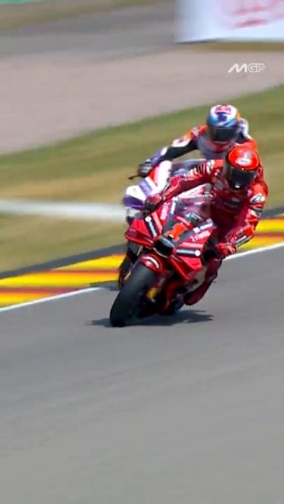 ⚔️ Jorge Martín Almoguera vs @peccobagnaia: the 2023 battle at the Ring was just 🔥🔥🔥 #GermanGP 🇩🇪