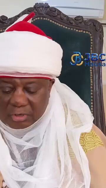 VIDEO: His Royal Highness, Alhaji Attahiru Muhammad Ahmad, Sarkin Zamfara of Anka, discusses the origins of banditry in northern Nigeria during an exclusive interview in Gusau, Zamfara State. Watch as he shares his perspective on the drivers of the conflict and the need to address its root causes. NB: The interview was in Hausa language