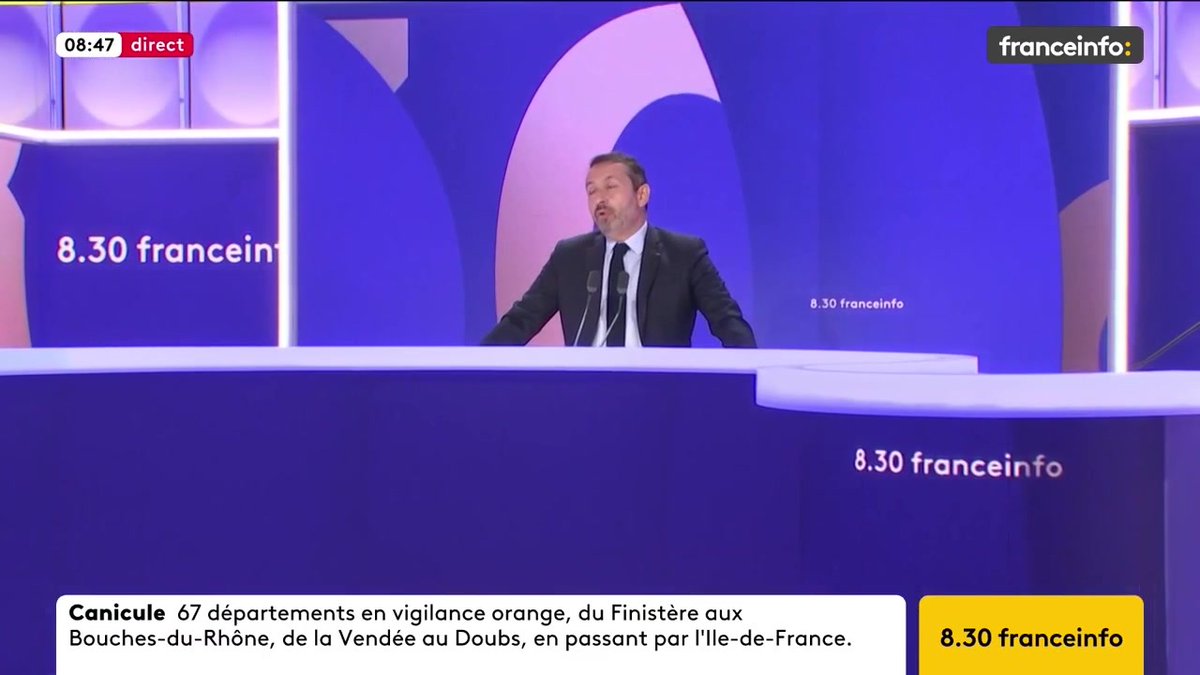 🔴 2027 : Marine Le Pen lance sa campagne à La Flèche (Sarthe) ➡️ "C’est important de montrer ce qu’on propose aux Français : Marine Le Pen à la tête de l’État et Jordan Bardella à la tête d’un gouvernement", dit Sébastien Chenu, vice-président du RN, député du Nord
