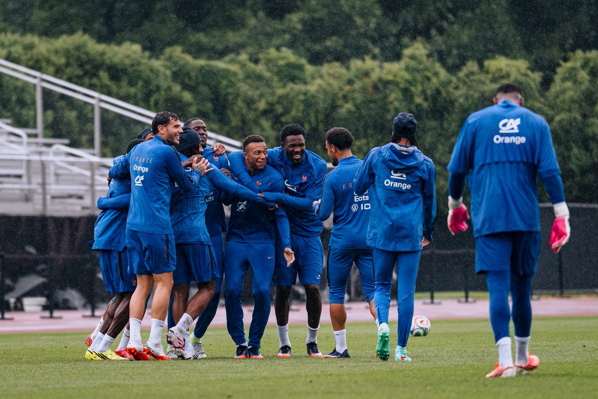 Le dernier but de l'opposition et la victoire pour les Bleus ! 🤣🔵