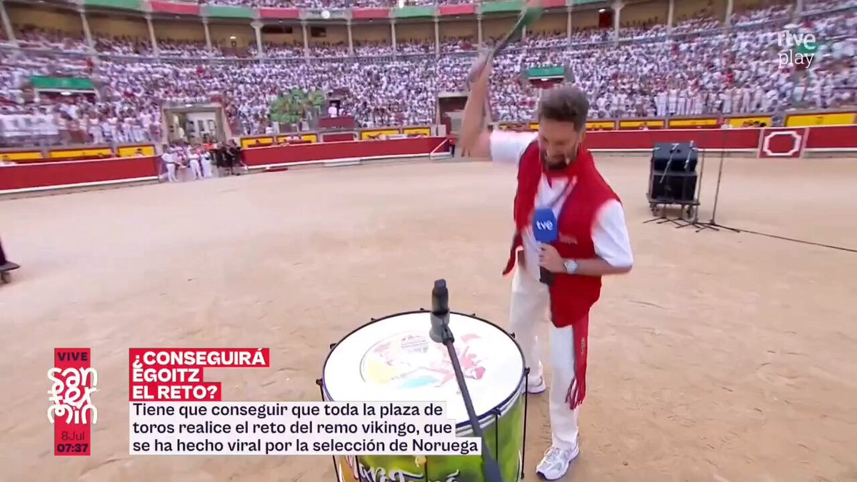 Cuando lo hace Haaland, parece que el jodido Ragnar Lothbrok se dispone a arrasar tus costas. Cuando lo hacemos nosotros, parece que de un momento a otro va a sonar Paquito el Chocolatero. Pero, bueno, lo importante es participar...