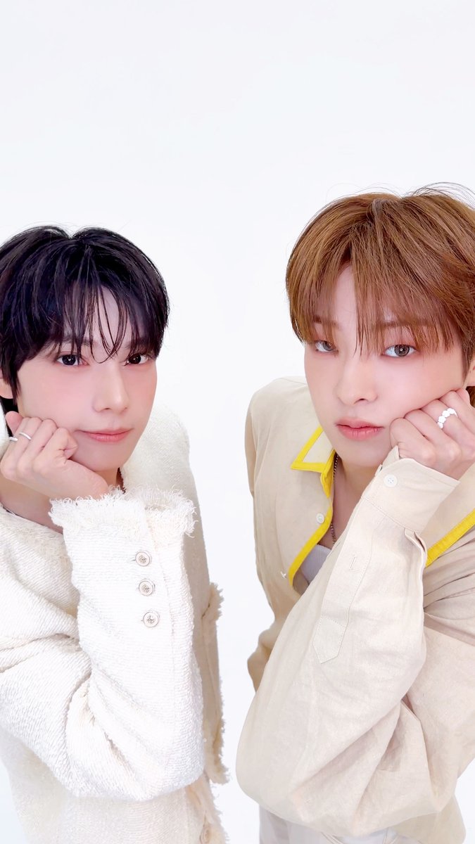 꿍싯꿍싯 ₍₍◝( ˙ ꒳ ˙ )◟⁾⁾ ✨ ✨ ✨ #FLAREU #플레어유