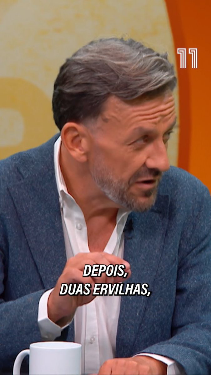"Os jogadores são hamsters. Acordam, ginásio. Depois, proteína. Duas ervilhas, três grãos de bico, o salmão e a alface. Está tudo esquematizado. Ok, e jogar à bola?", ironiza Rui Miguel Tovar ⬇️