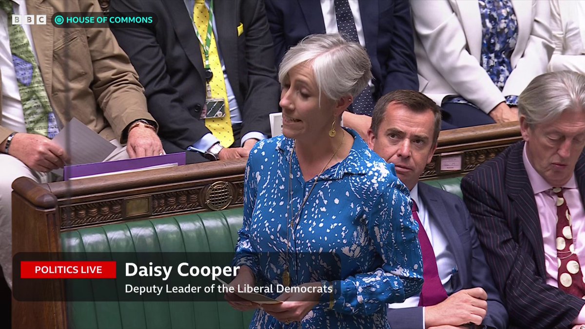 Lib Dem deputy leader Daisy Cooper says Nigel Farage used to say "leave means leave" and urges the chancellor to delay the Clacton by-election so the investigation into Farage can conclude Lammy says Farage is trying to distract from "sleaze" #PMQs