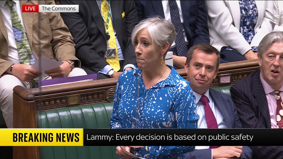 'He's up to his neck in sleaze' David Lammy's response after Lib Dem deputy leader Daisy Cooper asks the Deputy PM to join the party in urging Rachel Reeves to block Nigel Farage from leaving parliament. ➡️ 📺 Sky 501 and YouTube