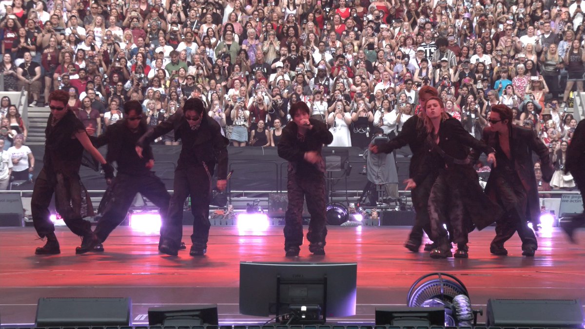 BTS IN TOTTENHAM #방탄소년단 #BTS #BTS_WORLDTOUR #BTS_WORLDTOUR_LONDON 📸 HYBE / BigHit Music