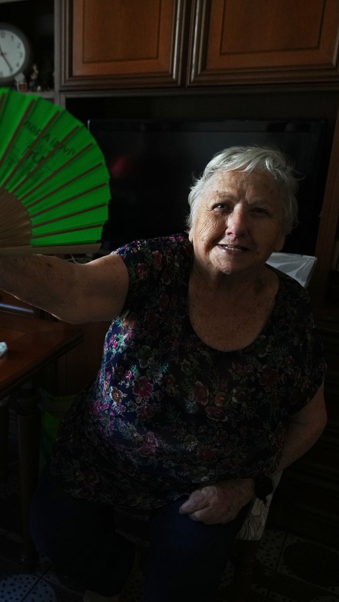 In Rome, the Catholic Community of Sant’Egidio is helping vulnerable people cope with the hot weather, especially the elderly. “Viva gli anziani” (“Long Live the Elderly”), assists older people by bringing them groceries, providing financial help and building social community around them.