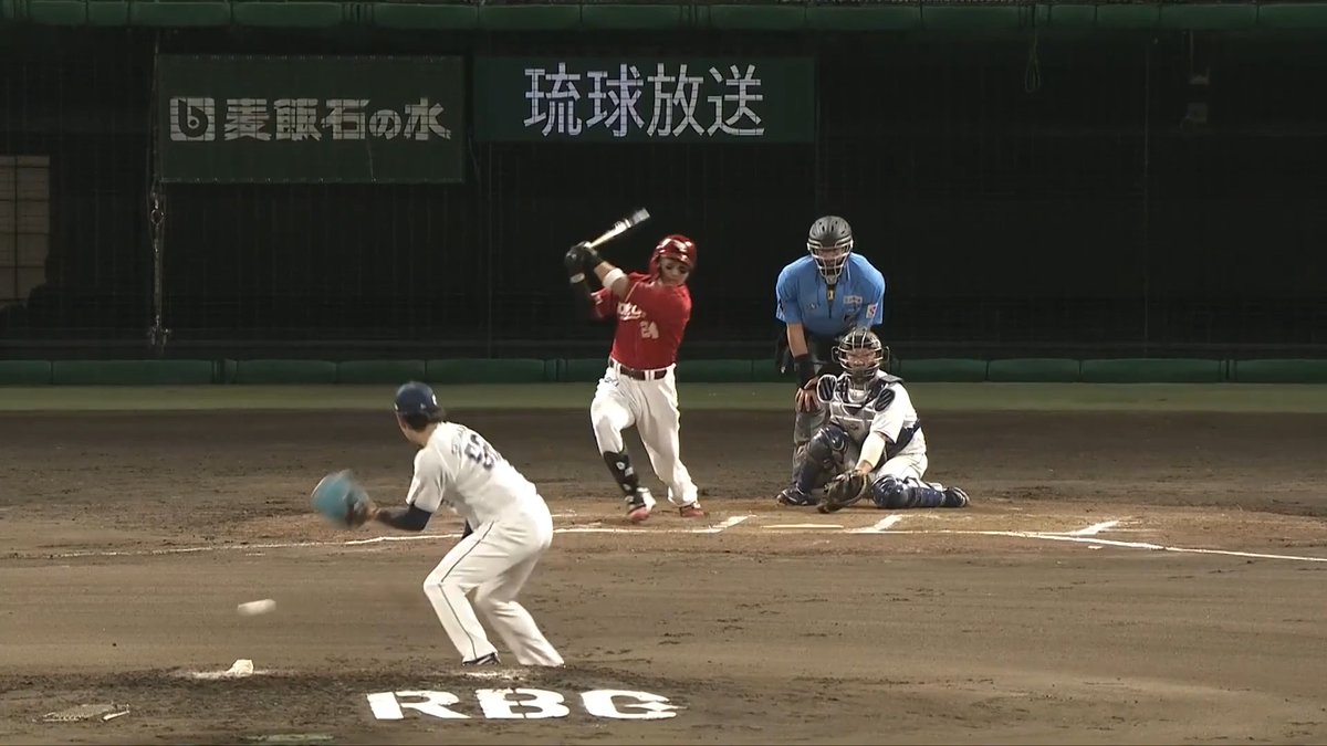 初球打ち‼️ 貴重な追加点👏 東北楽天 黒川史陽 選手が満塁からタイムリーヒットを放つ✨ 👇ライブ配信・見逃し配信を見る