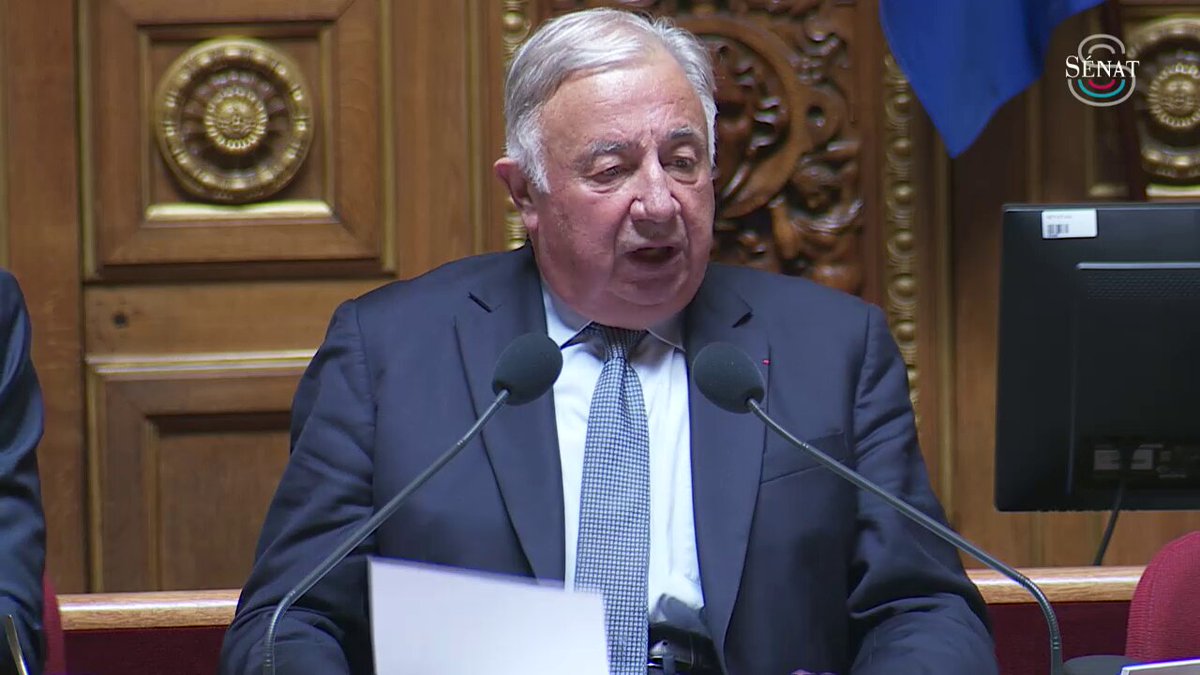 Après 18 années au Sénat et 35 années de vie parlementaire, je prends la parole pour la dernière fois avec une réelle émotion. Je tiens à remercier le Président Larcher pour son écoute constante et les liens d’amitiés que nous avons pu lier. Ma gratitude va bien sûr, aux membres du groupe que j’ai eu l’honneur de présider pendant 9 ans mais aussi aux collègues de cette noble assemblée, avec qui j’ai tissé tant de liens de travail et d’amitiés, dans un profond respect de chacun et de ses convictions. Pour cette dernière question, j’interroge le Premier ministre sur l’emprise du narcotrafic qui condamne l’avenir d’une partie de notre jeunesse.
