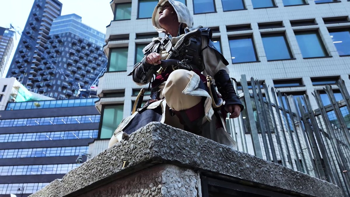 What if Edward Kenway found himself in London in 2026? 🇬🇧 👀 🎙️ Voiced by Matt Ryan ⚔️ Incredible Edward Kenway cosplay by Abi ✨️