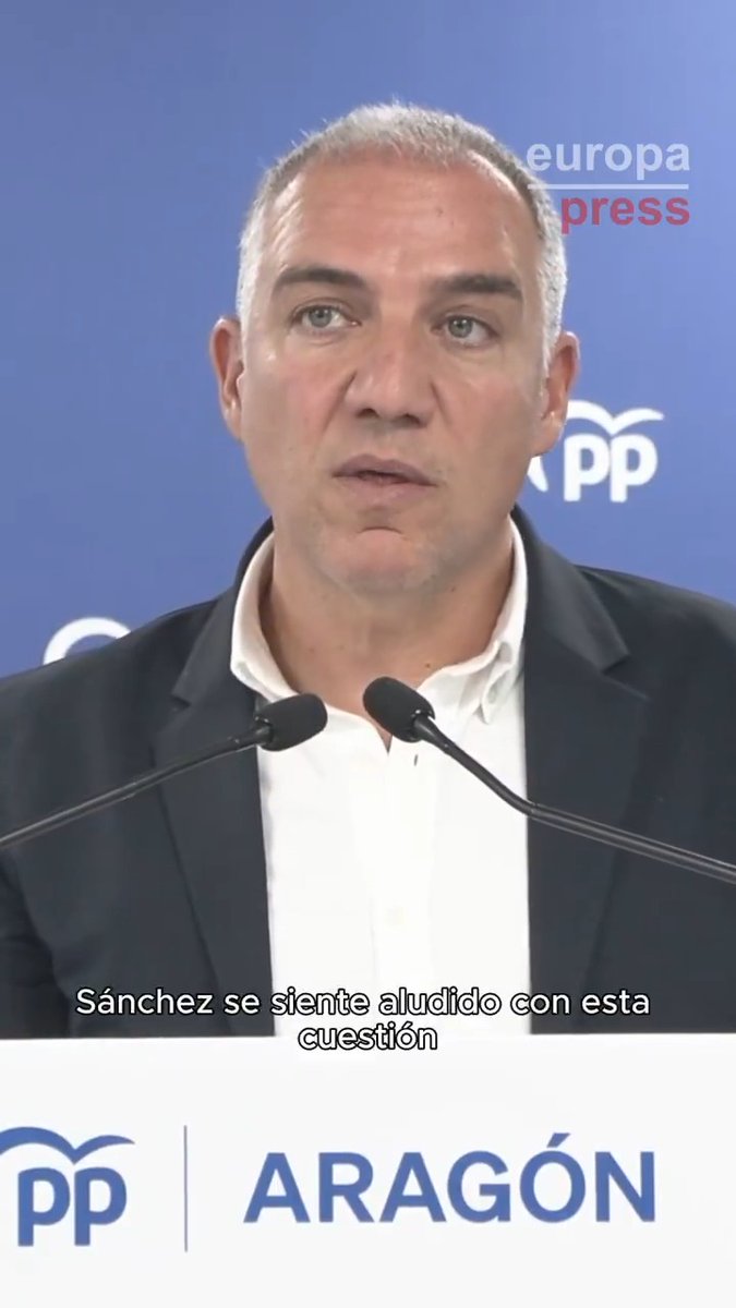 Bendodo dice que Sánchez está haciendo "demagogia barata" con el absentismo laboral porque se siente "aludido": "Su hermano todavía está buscando la oficina donde tiene que trabajar. Un gran absentista"