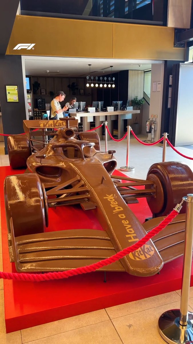 A rather large sweet treat! 🤯 Take a look at this full-scale F1 car made of KITKAT chocolate 🍫 #F1