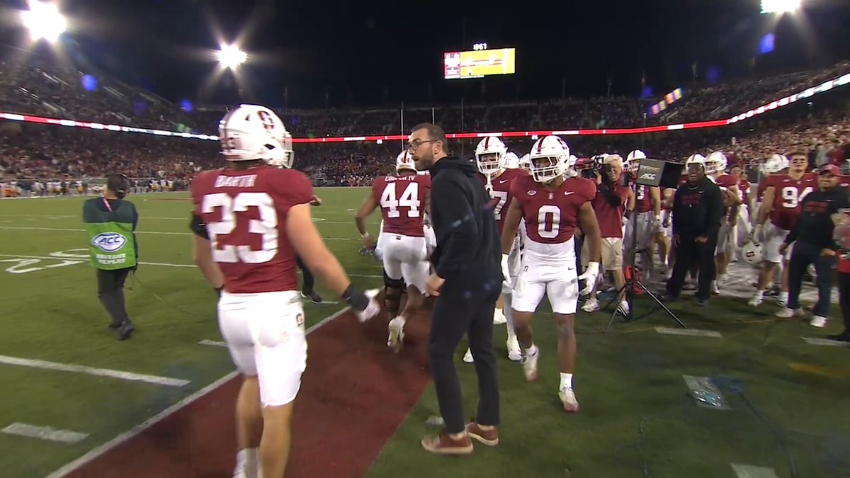 Perfect timing 😂 When Stanford Football scored during Andrew Luck's interview.