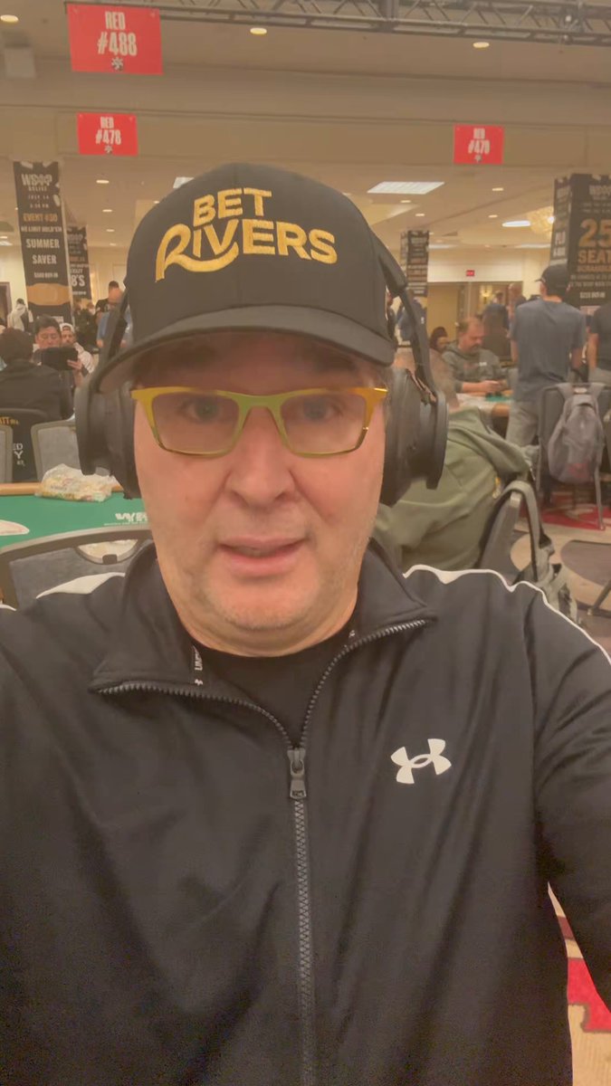 What are we doing? Some of the guys that fire $1M (or $2M) trying to win WSOP - World Series of Poker Player of the Year have gone public saying the system is fair Obs the system is NOT fair. If you lose money at WSOP, you should not win POY. It’s a simple fix… #POSITIVITY