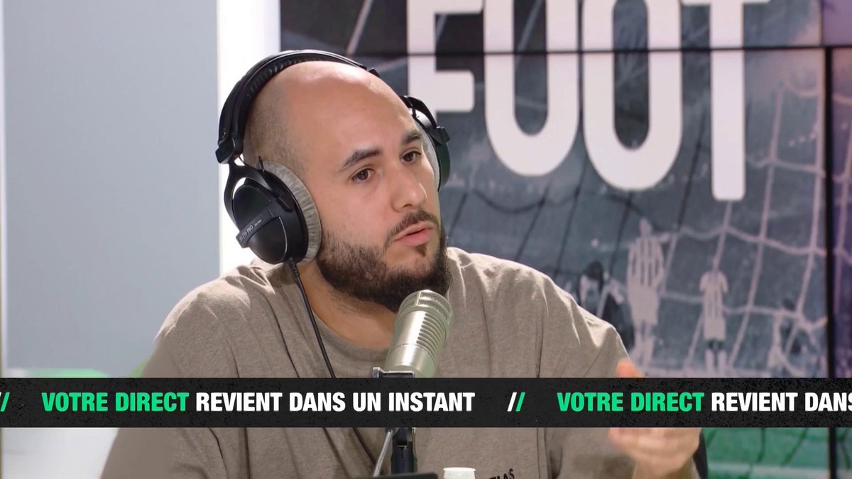 😂 🇲🇦 Walid quitte le plateau quand on lui dit que Mazraoui n'est pas meilleur qu'Hakimi dans cette Coupe du monde.