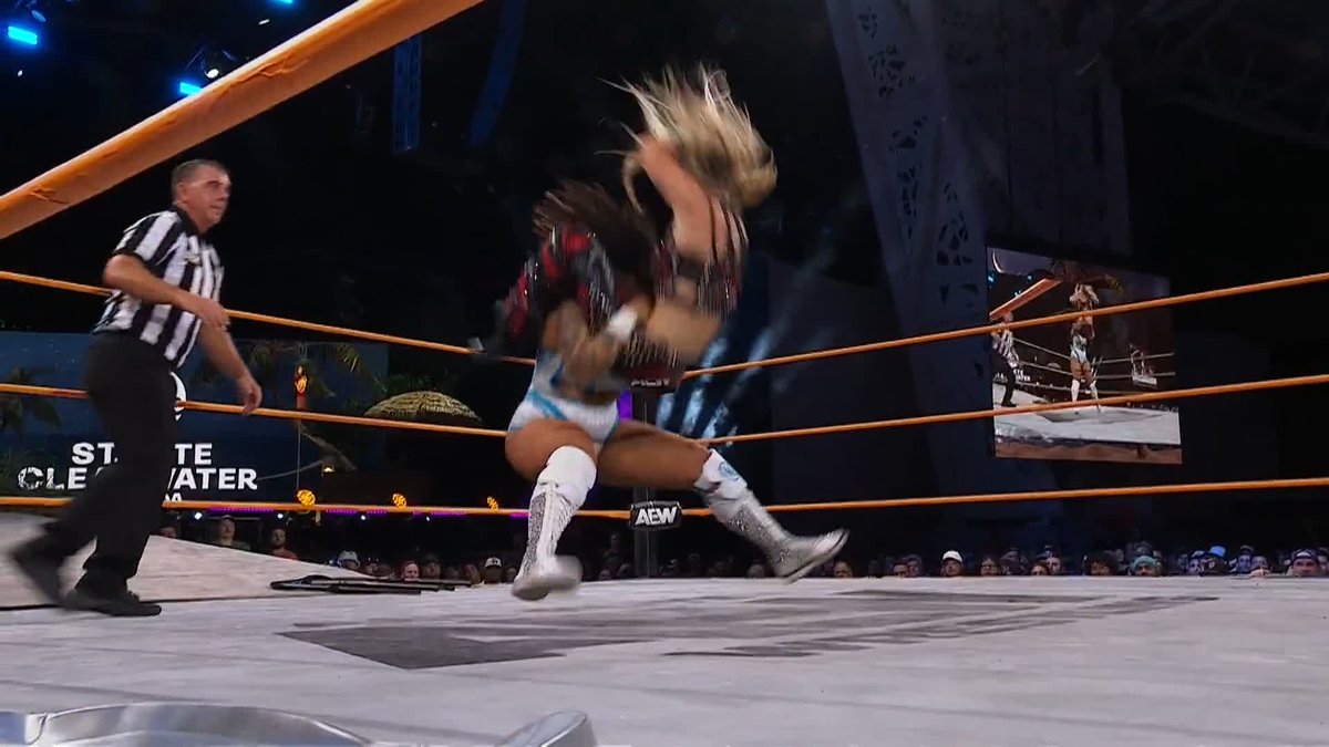.@WillowWrestles is going to #AEWRedemption to face @Toxic_Thekla for the AEW Women's World Title! Watch #AEWDynamite LIVE on TBS & HBO Max