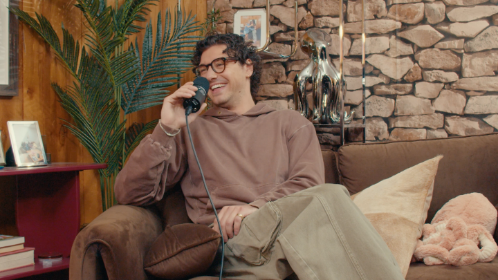 Belmont Cameli explains the pope on a new episode of Therapuss with Jake Shane