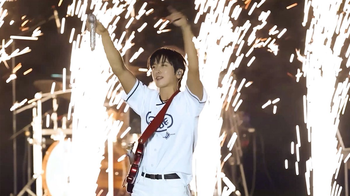 CNBLUE (씨엔블루) '두산 베어스 D-STAGE' Making Film ✔ #CNBLUE #씨엔블루