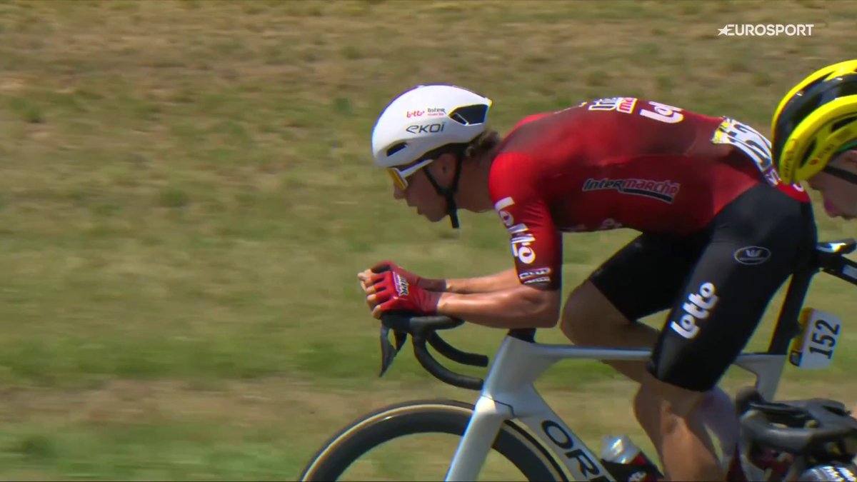 👮♂️ Tenemos 'Artz-Gate' 😶 Huub Artz, llamado al orden por la UCI, abandona la escapada por un problema con su posición en la bicicleta #TDF2026 | #LaCasadelCiclismo