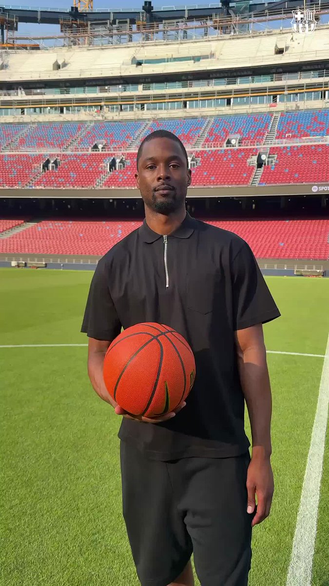 From Spotify Camp Nou... to Palau Blaugrana! 🏀🔥 Nice shot, Harrison! 😮‍💨