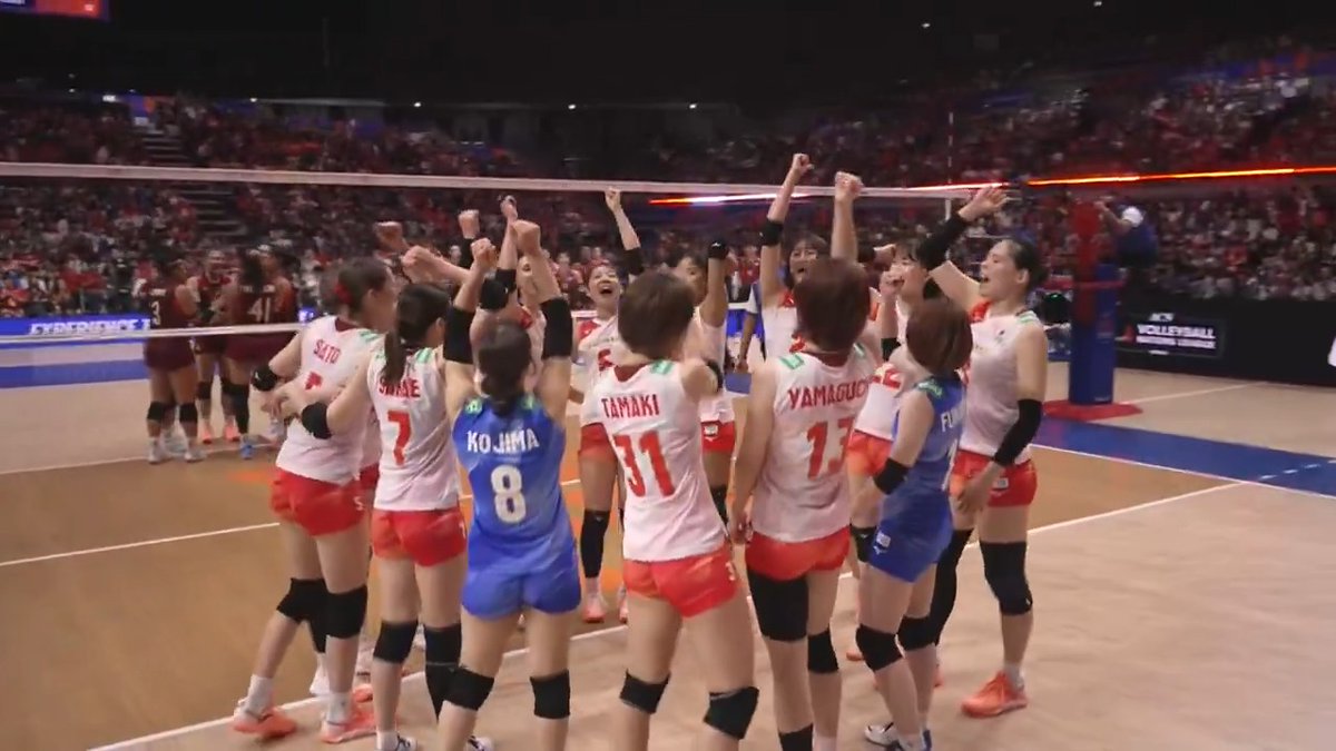 ／ #バレーボールネーションズリーグ ✨🎌 🎉日本🇯🇵 '23アジア女王🇹🇭タイとの激闘を制し勝利🎉 ＼ 【日本ラウンド 第2戦】 🇯🇵日本 ㉕ ㉕ ㉒ ㉕ 3️⃣ 🇹🇭タイ ⑮ ㉑ ㉕ ㉒ 1️⃣ ここぞの場面で頼りになるキャプテン #石川真佑 選手💥 最後は #佐藤淑乃 選手が決めて見事に勝利👏💫 #VNL2026