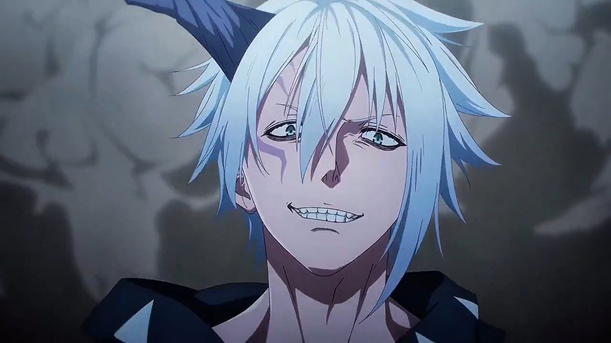 This new anime is literally Catwoman, but the black cat turned the MC into an OP beast instead of just giving them 9 lives 😭