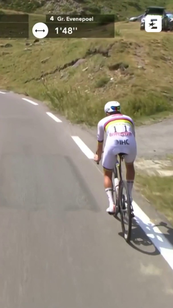 Discesa FOLLE di Tadej Pogacar dal Tourmalet: in solitaria lo sloveno tocca i 107 km/h 😱🏔️ #Ciclismo #Cycling #TourdeFrance #TDF2026 #Pogacar