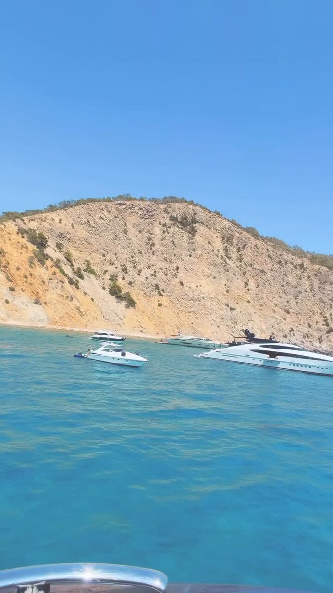 Tarkan teknesini takipçilerine gösterdi. Ama videonun sonu herkesi güldürdü! 😂😂😂 Sürpriz sonu mutlaka izleyin.